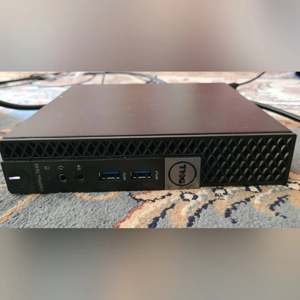 HP Desktop Computer For Sale Full Package in Excellent Condition